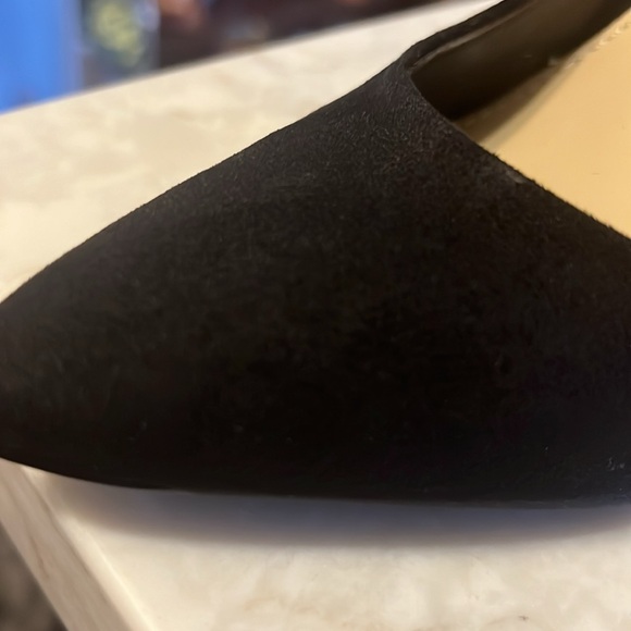 Cathy Jean black suede pointed toe pumps size 7.5 - Picture 12 of 12
